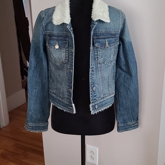 Fur trim Jean Jacket - Picture 2 of 4
